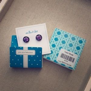 Stella and Dot Tudor Studs NIB
